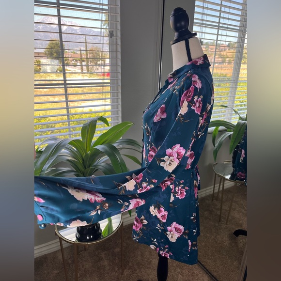 Torrid Button Up Teal and Pink Floral Tunic Top Size 1X Plus Size NWOT - Picture 6 of 9